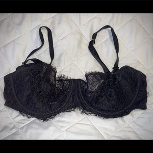 Black Victoria’s Secret push-up bra